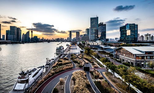 前11月全國房地產(chǎn)開發(fā)投資達12.13萬億元 市場調整期的數(shù)據(jù)解讀與未來展望