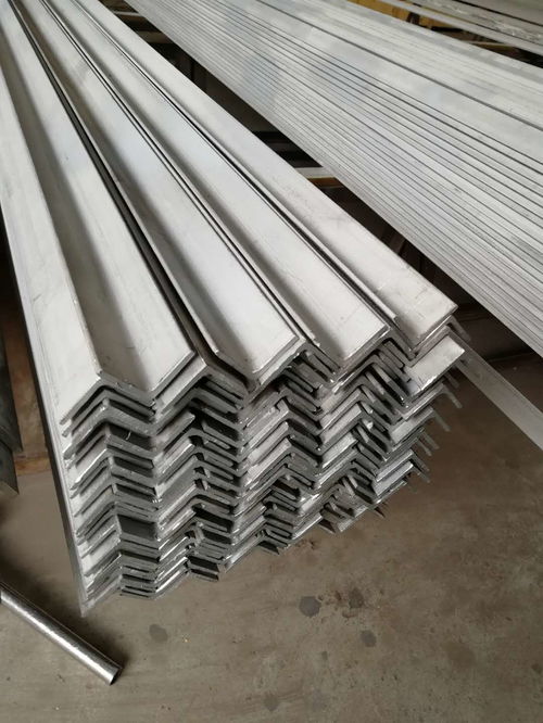 316L不銹鋼角鋼市場報價、廠家選擇與產品應用解析